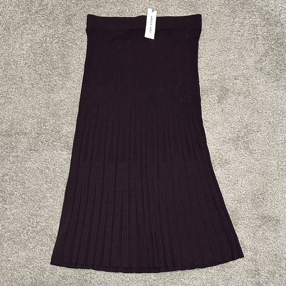 Amour Vert Knit Skirt - Picture 3 of 5